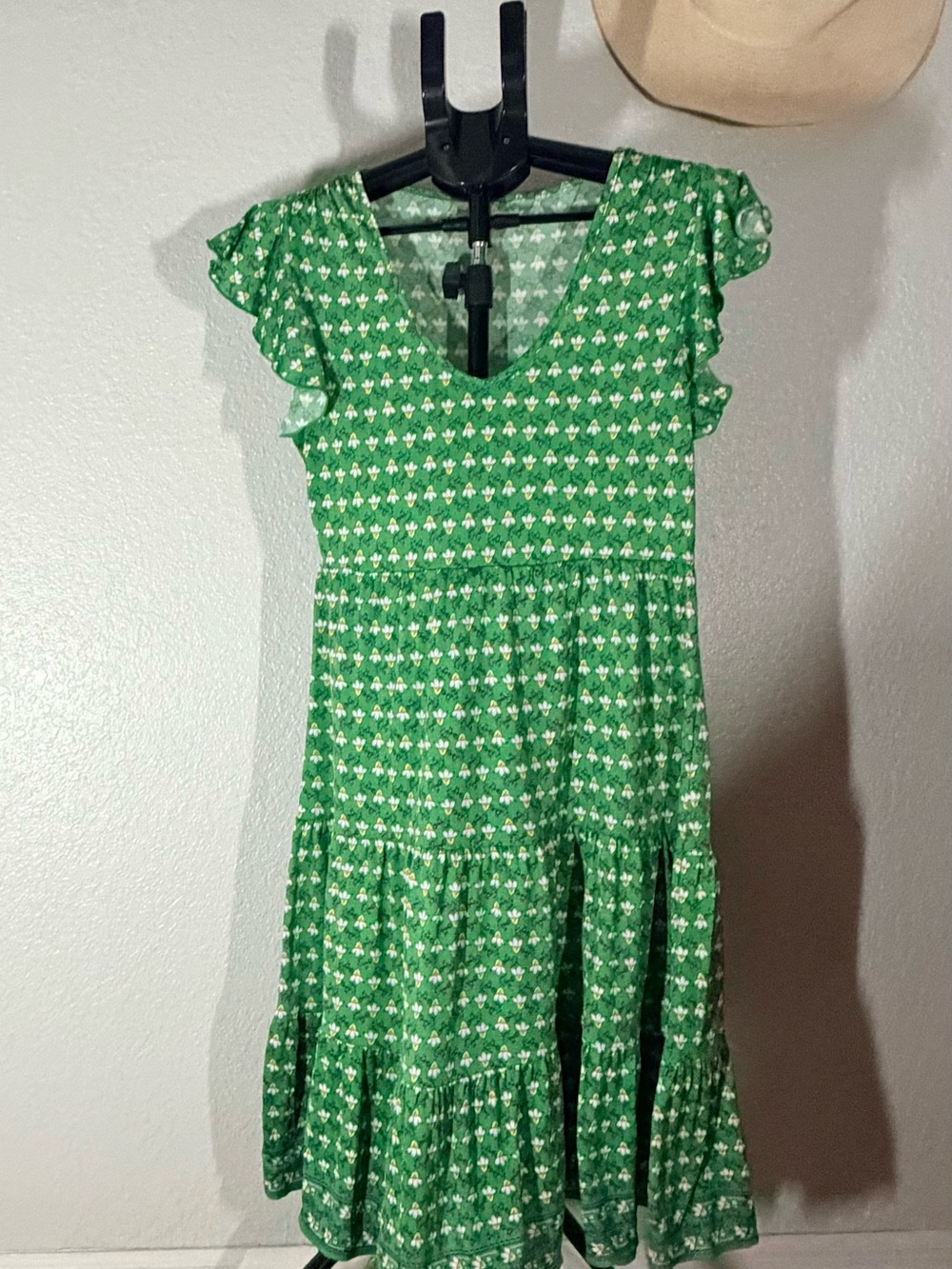 Max Studio Green Floral Tiered Flutter Sleeve Dress Size XS